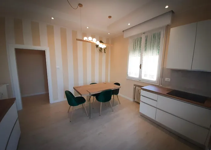 Edc Con Parcheggio E Wifi Gratuito Apartamento