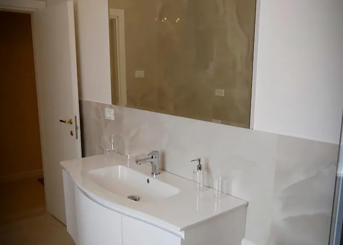 Edc Con Parcheggio E Wifi Gratuito Apartamento *