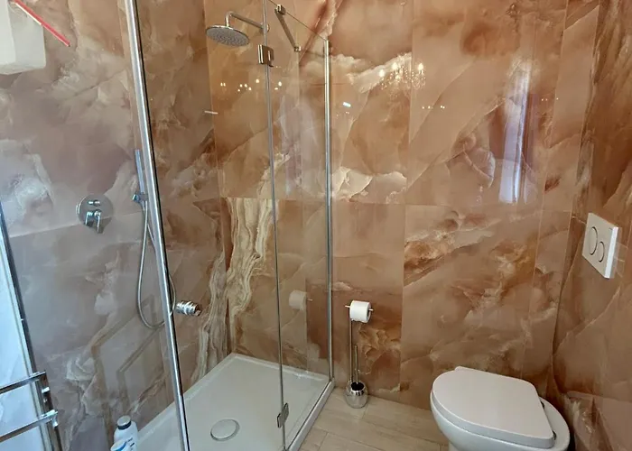 Edc Con Parcheggio E Wifi Gratuito *