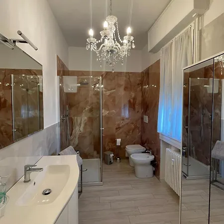 Edc Con Parcheggio E Wifi Gratuito Διαμέρισμα *