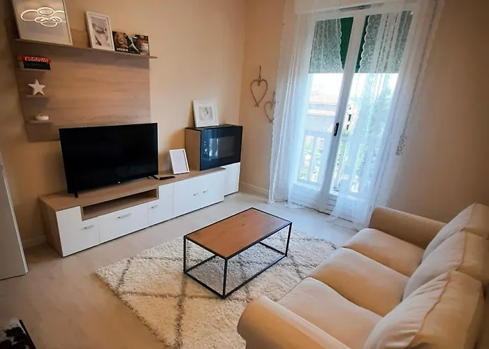 Edc Con Parcheggio E Wifi Gratuito 아파트